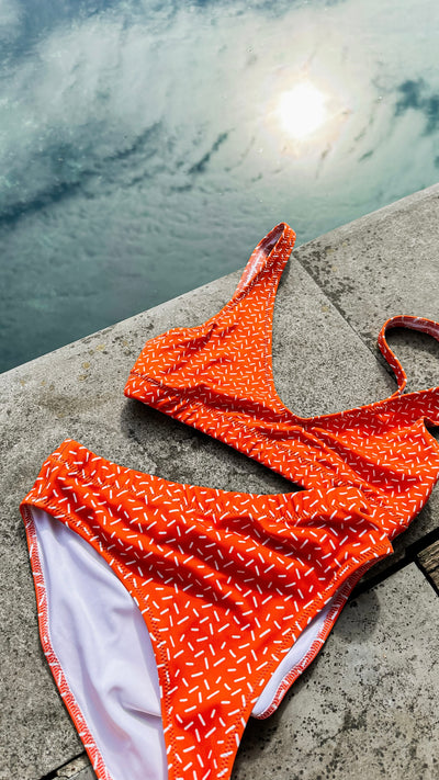 Orange Confetti - Gerecyclede bikini met hoge taille